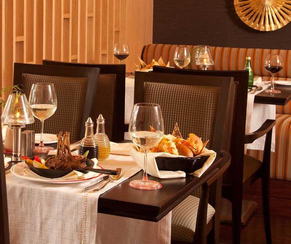 Radisson Blu Suites Gurgaon Ngoại thất bức ảnh